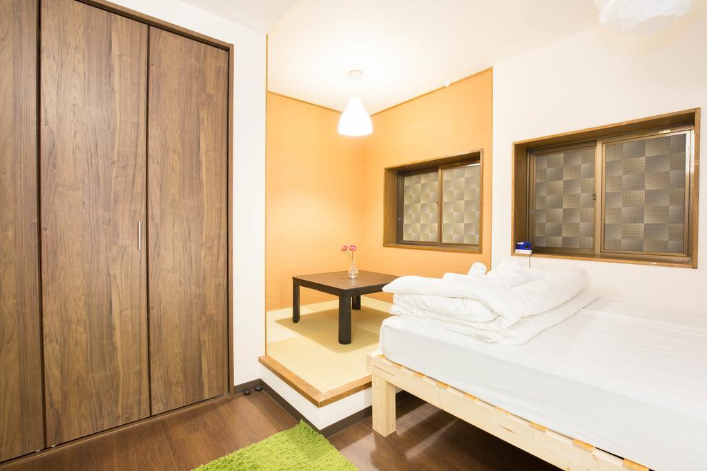 Sakuragawa House Appartement Osaka Buitenkant foto